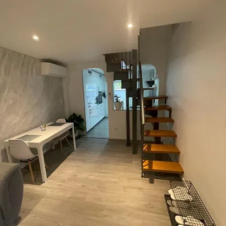 Maisonnette Avec Terrasse Гостьовий будинок Страсбург