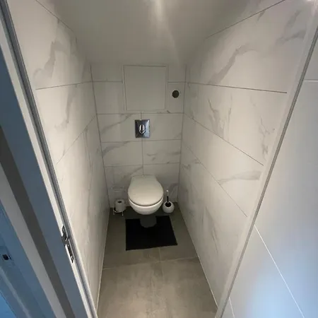 Maisonnette Avec Terrasse Страсбург